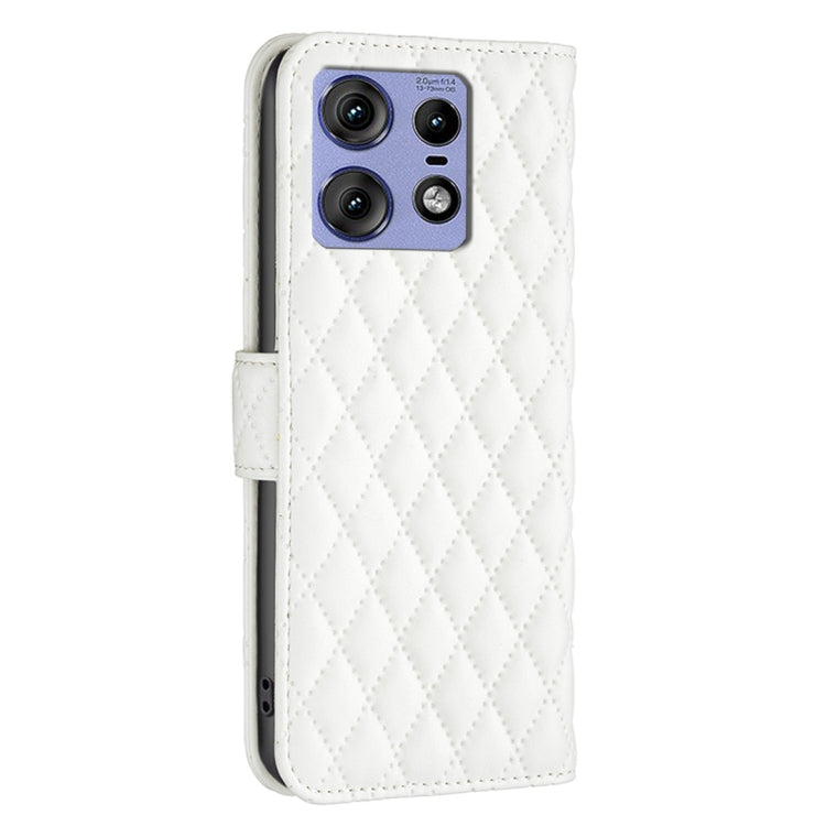 For Motorola Edge 50 Pro 5G Diamond Lattice Wallet Flip Leather Phone Case(White) - Motorola Cases by buy2fix | Online Shopping UK | buy2fix